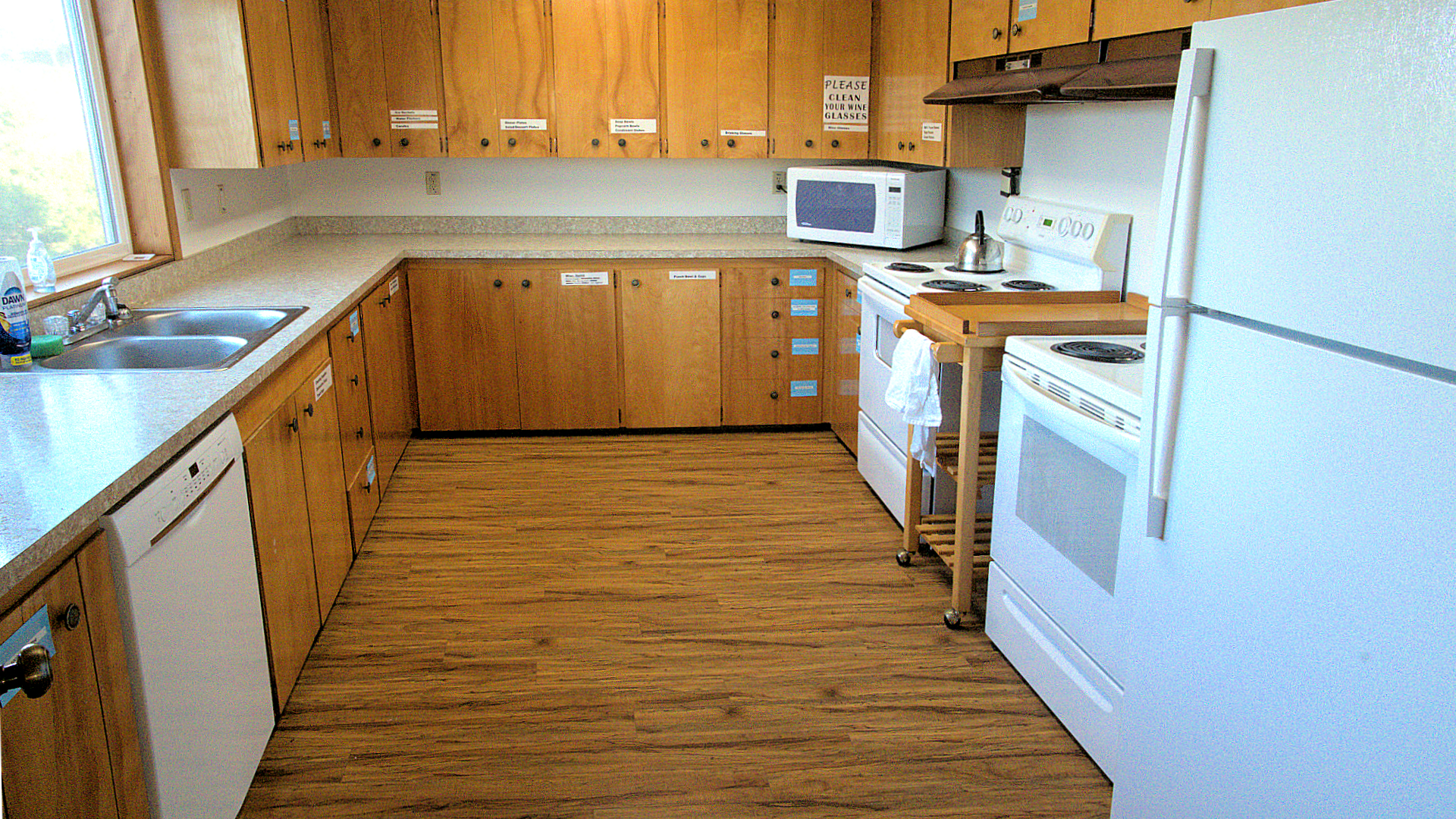 Bayshore Beach Club Kitchen
